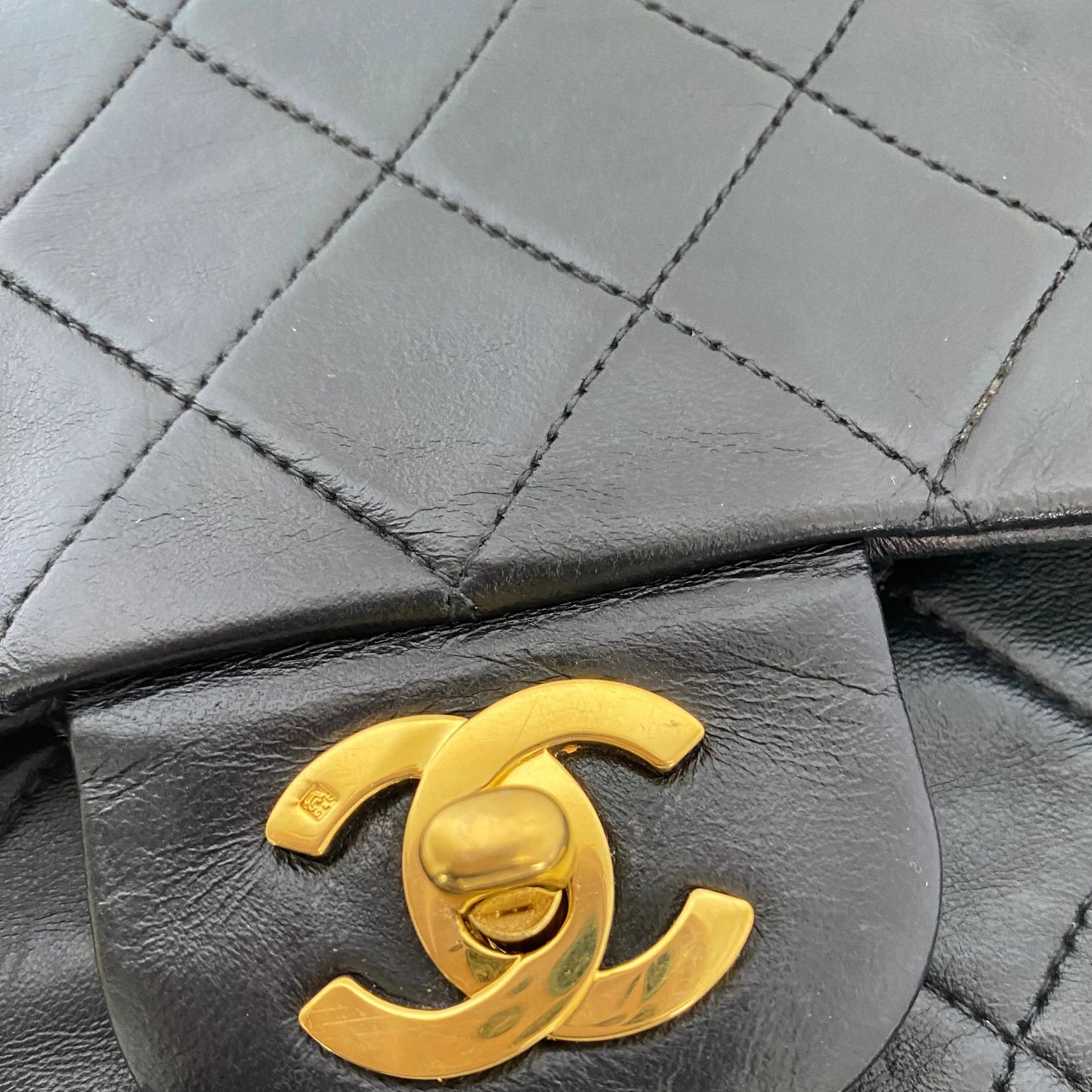 Chanel Classic Double Flap Bag Medium 25 cm