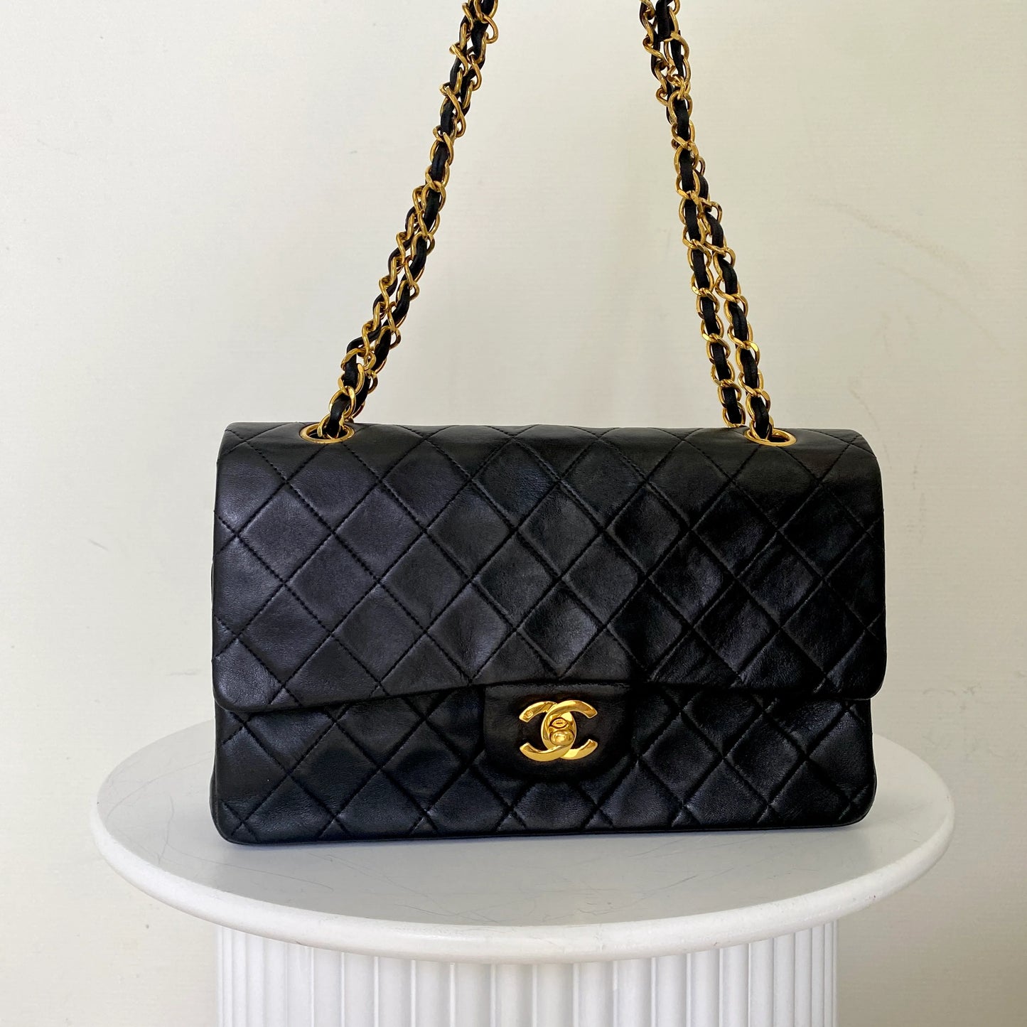 Chanel Classic Double Flap Bag Medium 25 cm