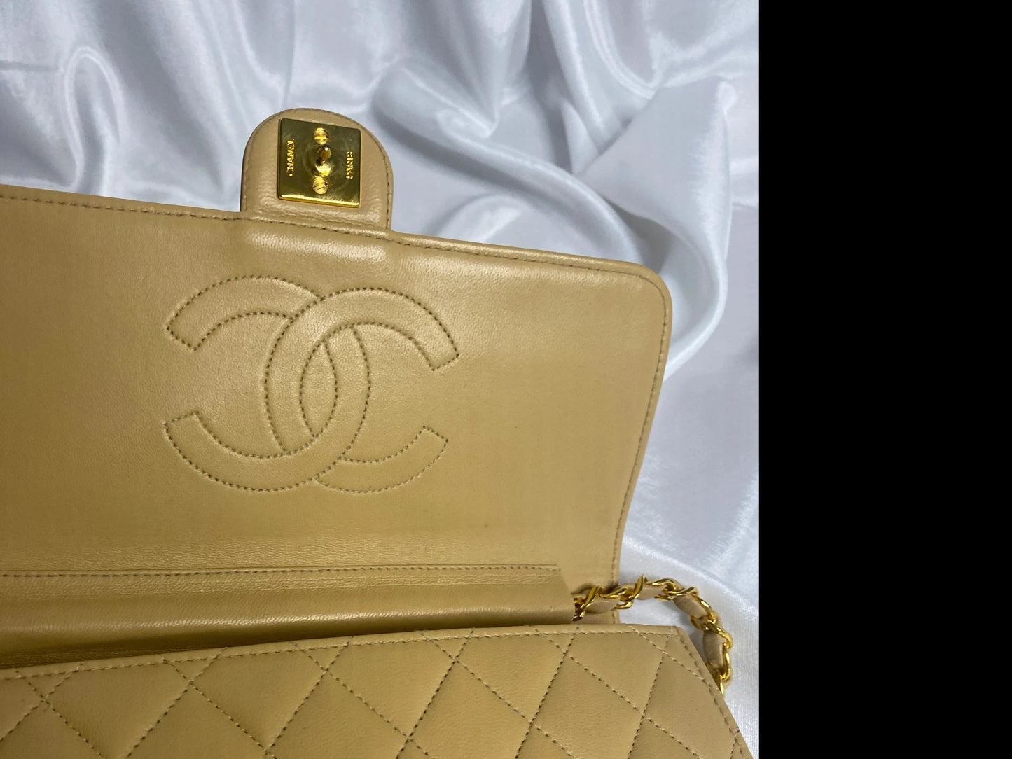 Chanel Single Flapbag Beige GWH SMALL