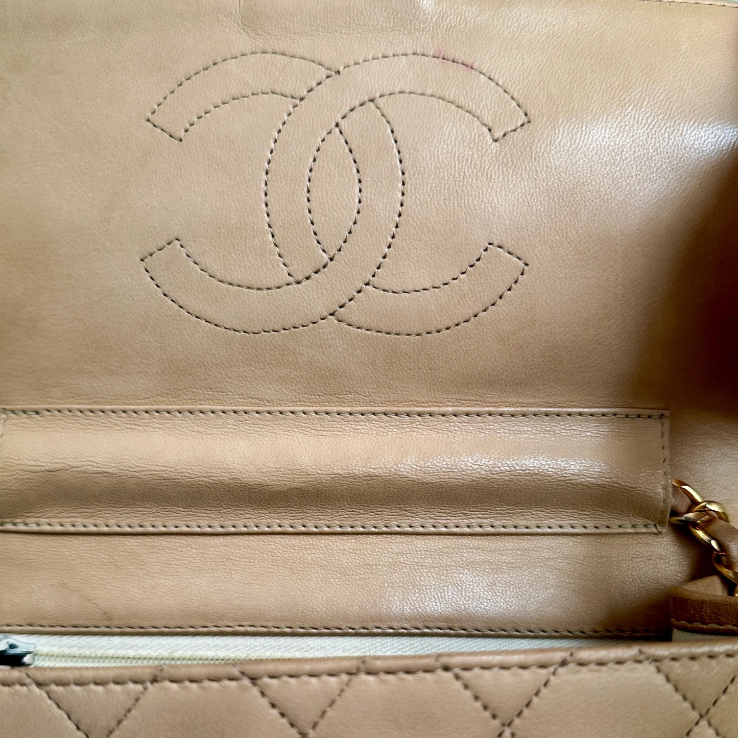 Chanel Single Flapbag Beige Small 76 cm