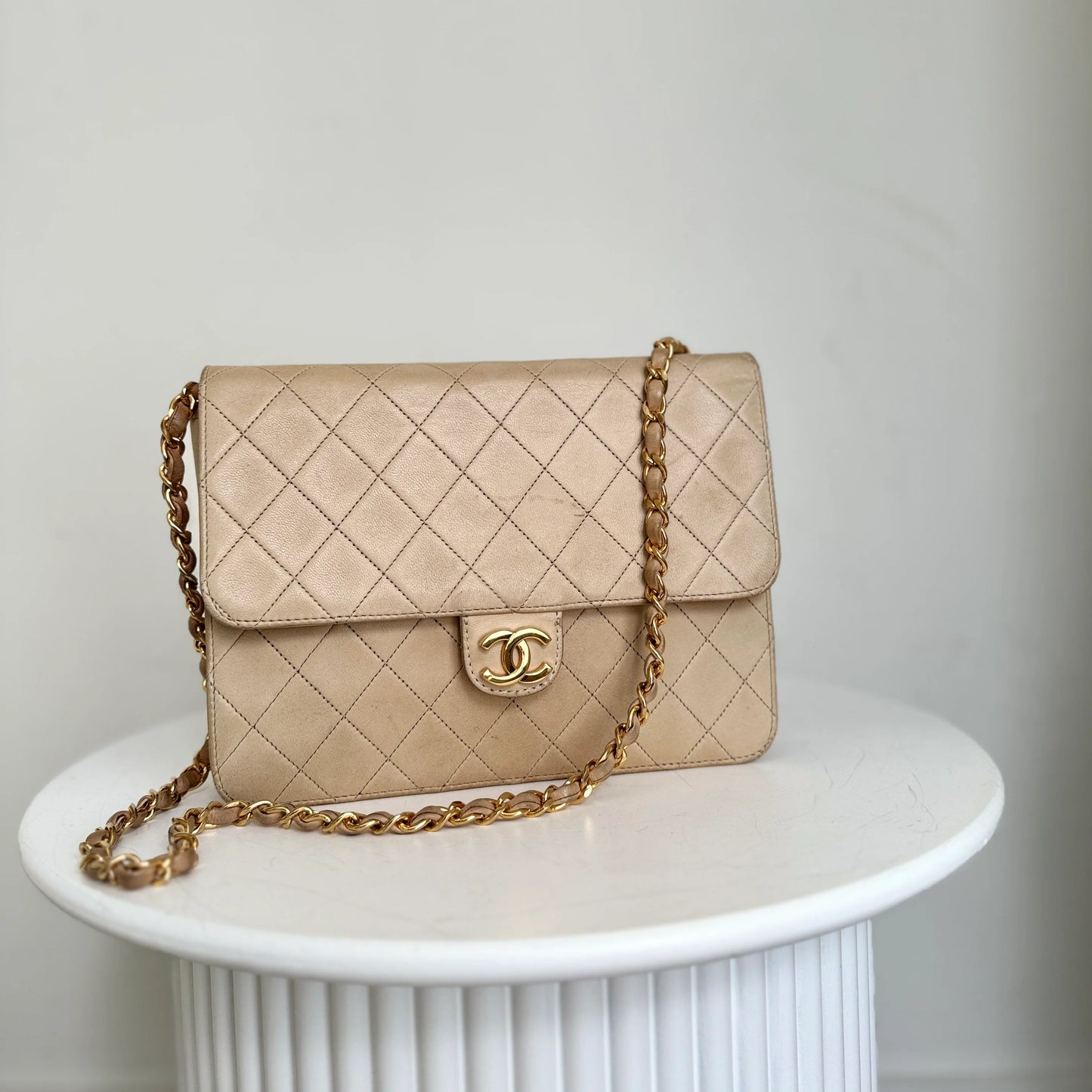 Chanel Single Flapbag Beige Small 76 cm