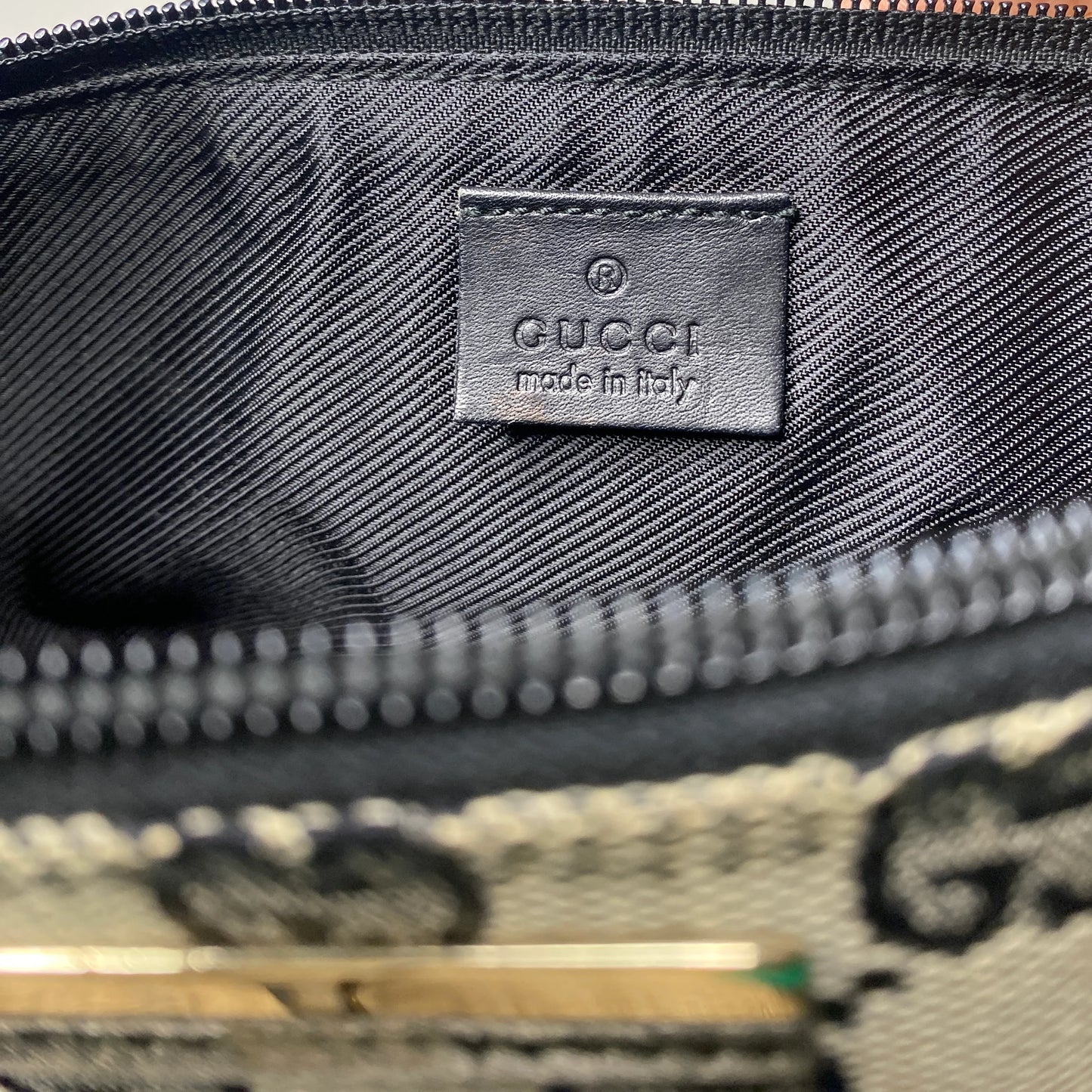 Gucci Boat Bag Baguette Grey