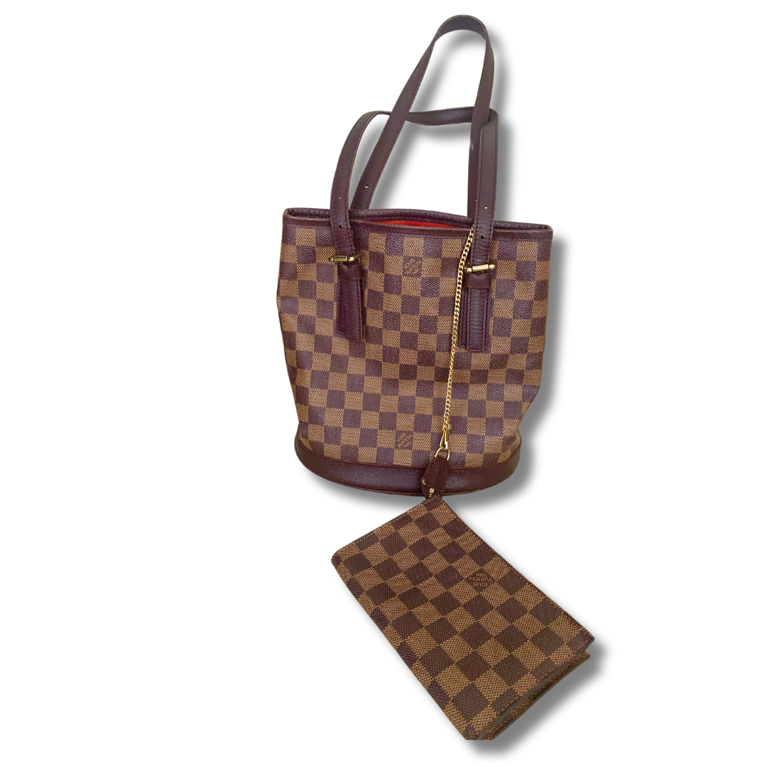 Louis Vuitton Damier Bucket Bag (1990)