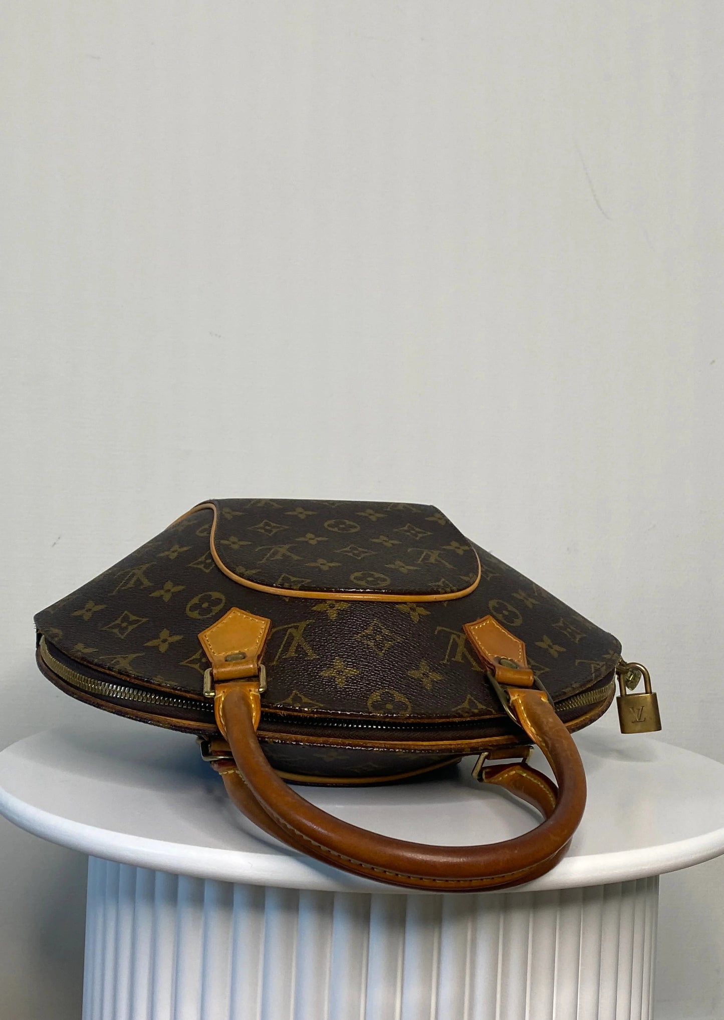 Louis Vuitton Ellipse PM