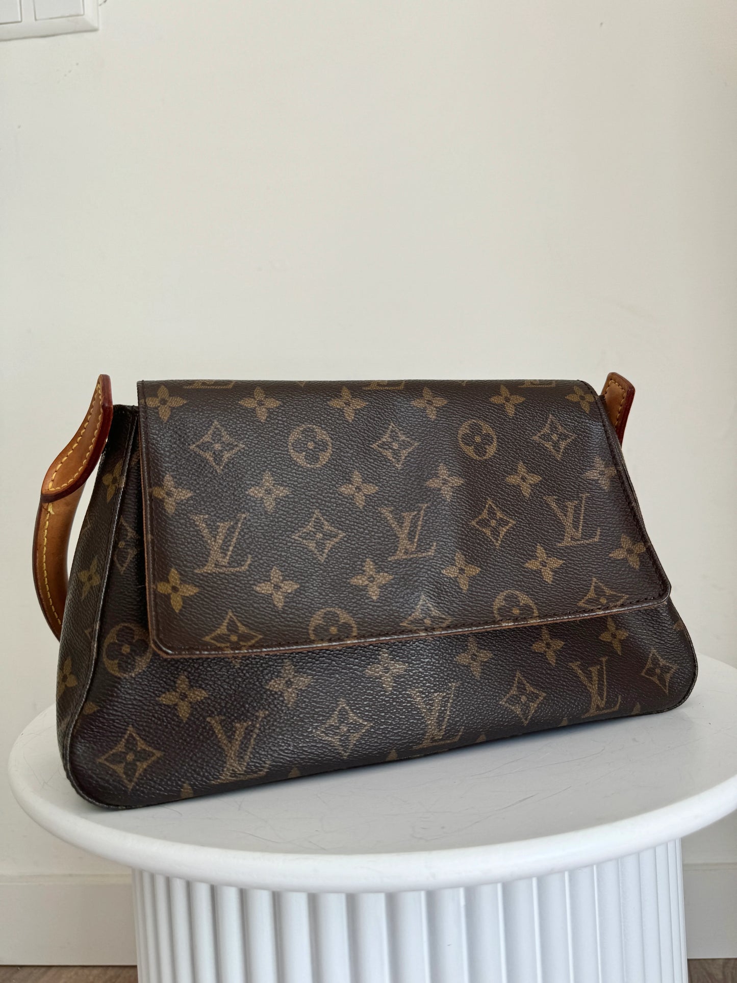 Louis Vuitton Looping PM