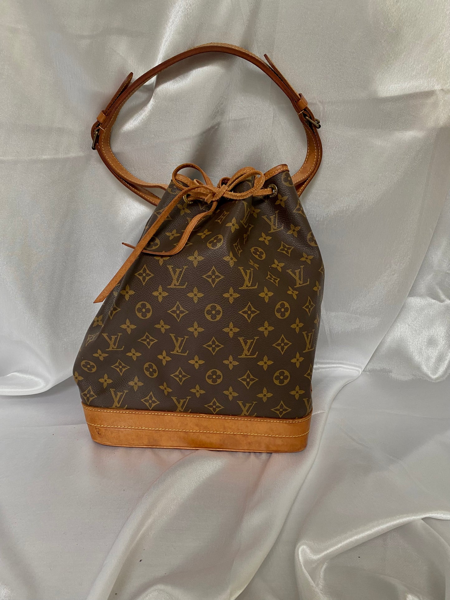 Louis Vuitton Noé MM