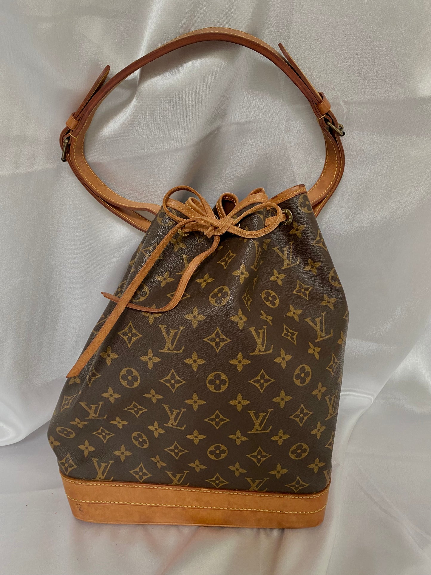 Louis Vuitton Noé MM