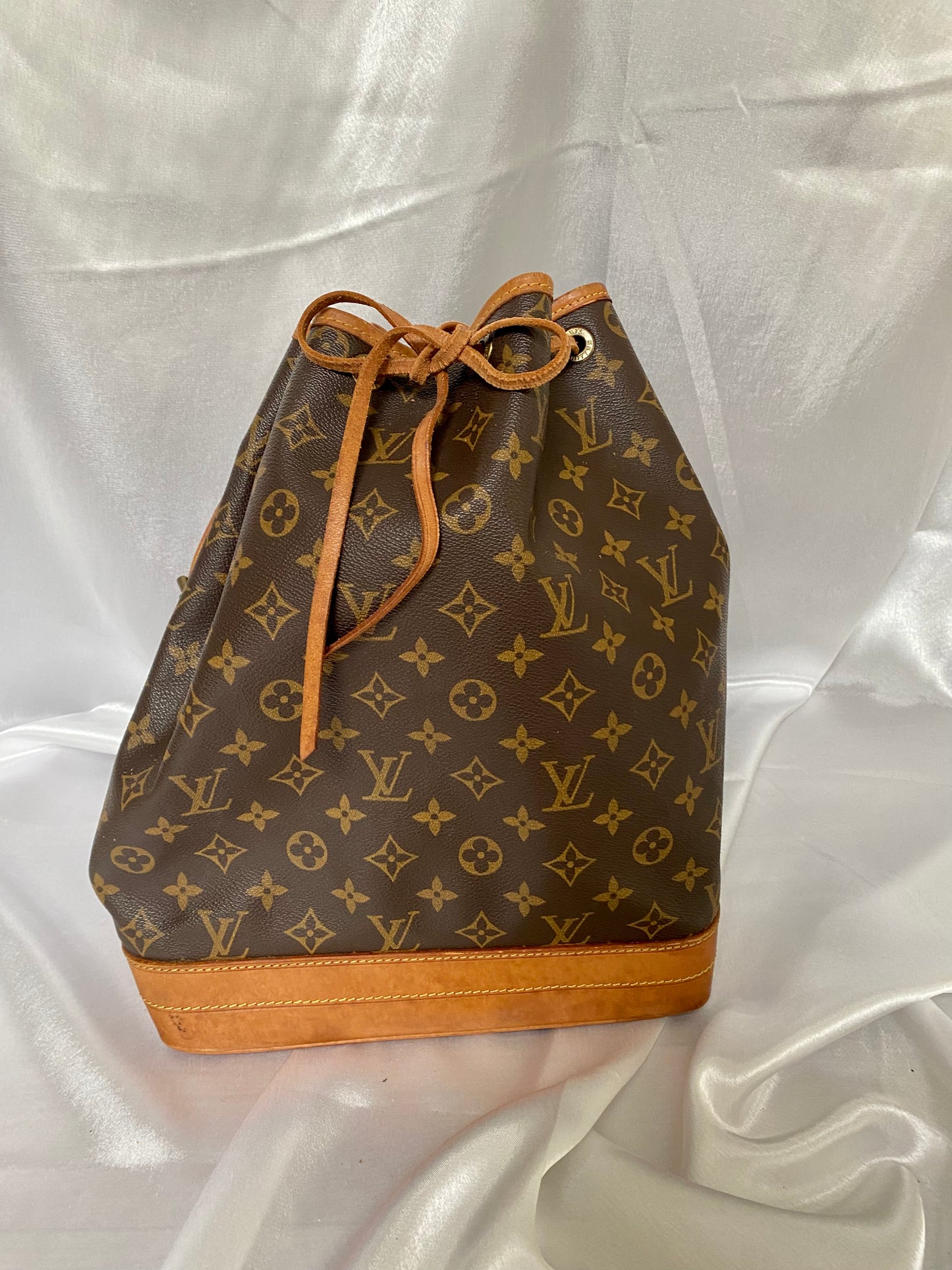 Louis Vuitton Noé MM