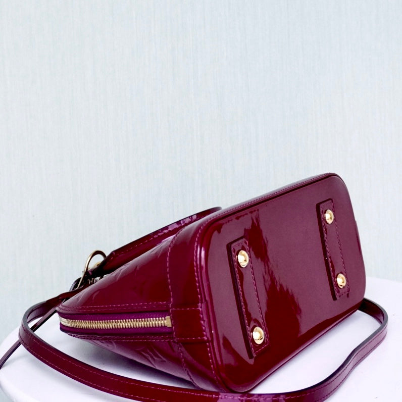 Louis Vuitton Alma BB Vernis Bordeaux Red