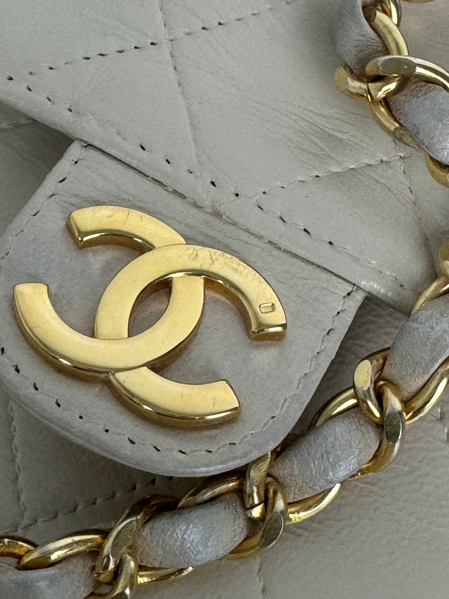 Chanel Single Flapbag Medium Beige