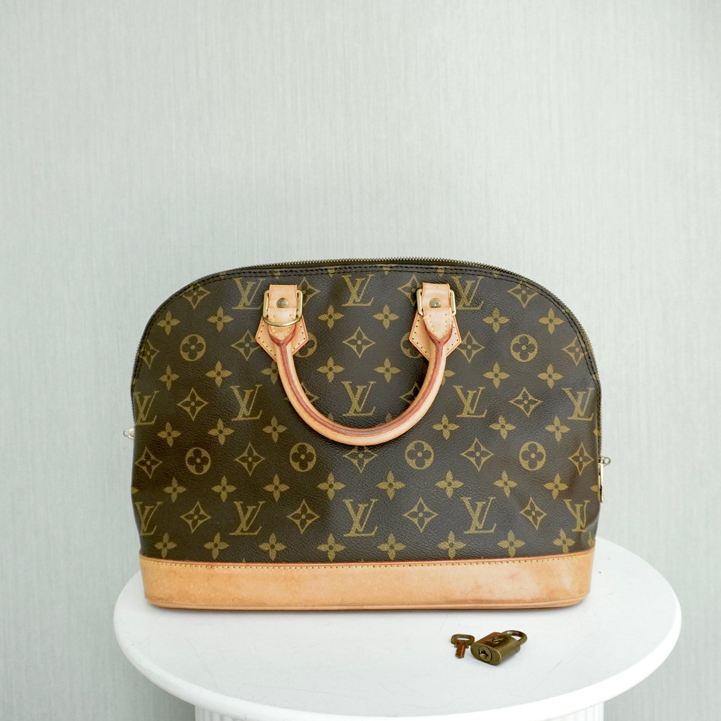 Louis Vuitton Alma