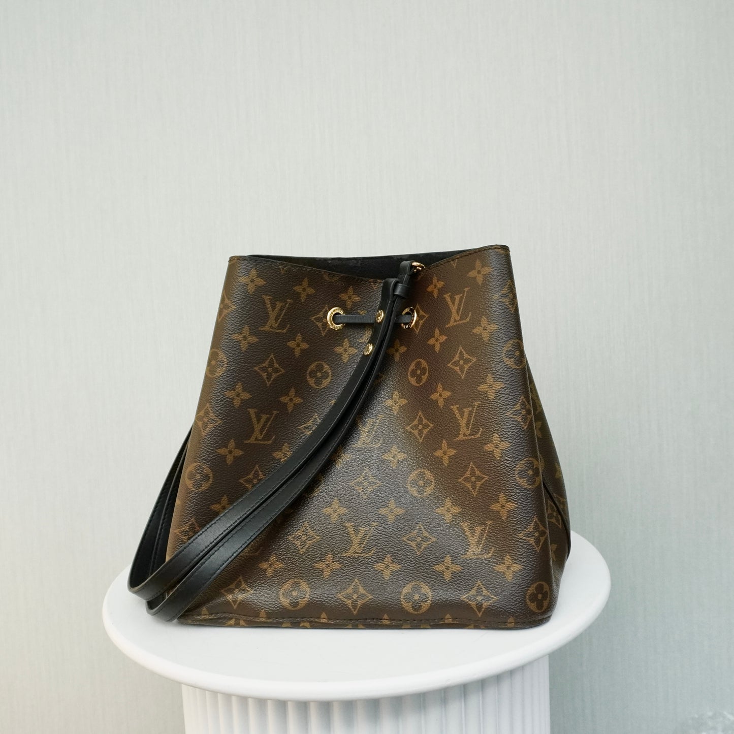 Louis Vuitton NéoNoé Zwart