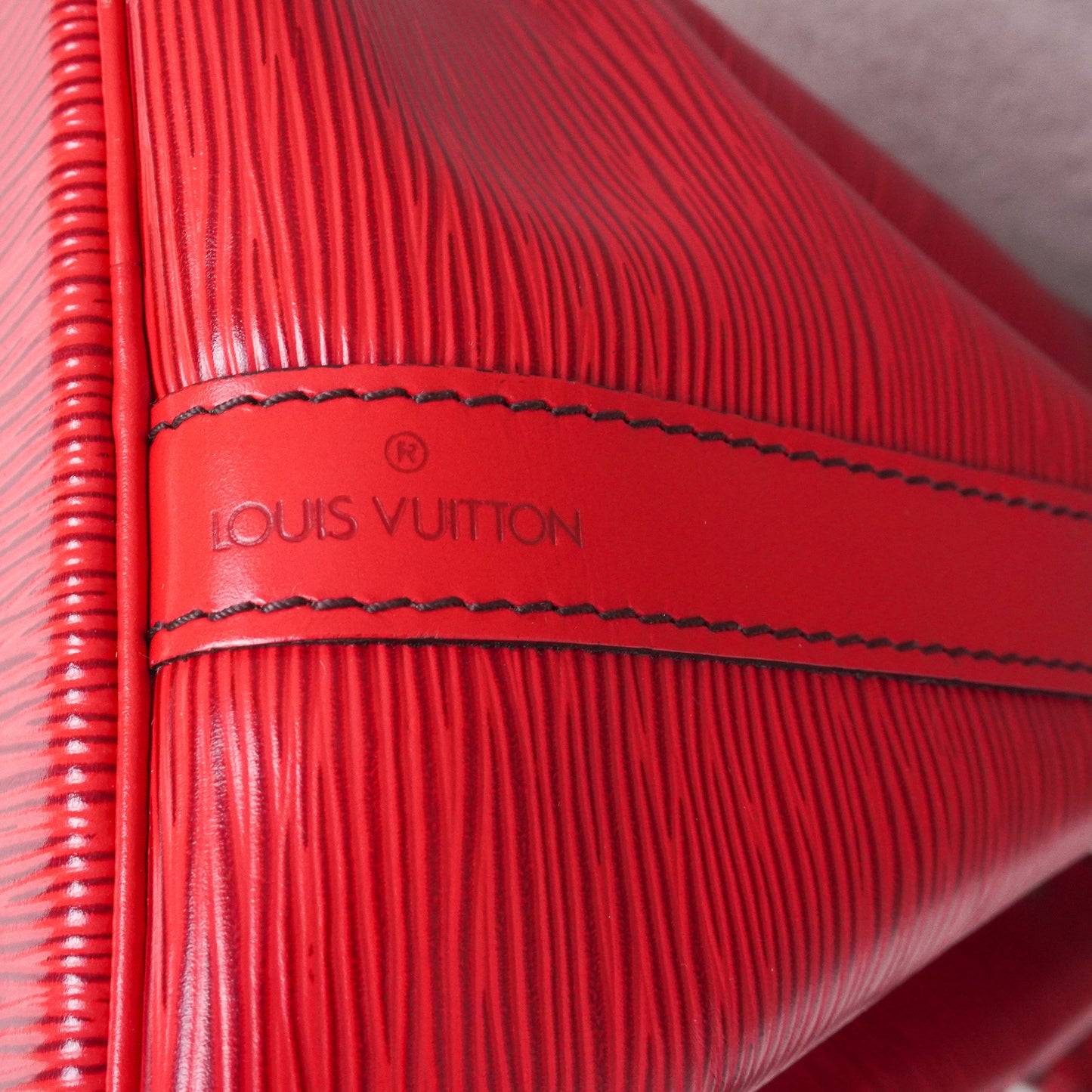 Louis Vuitton Noé EPI red