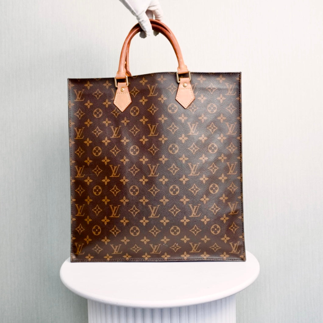 Louis Vuitton Monogram Sac Plat