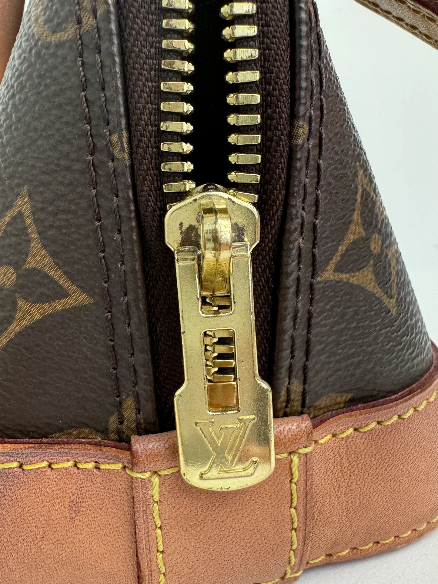 Louis Vuitton Alma BB